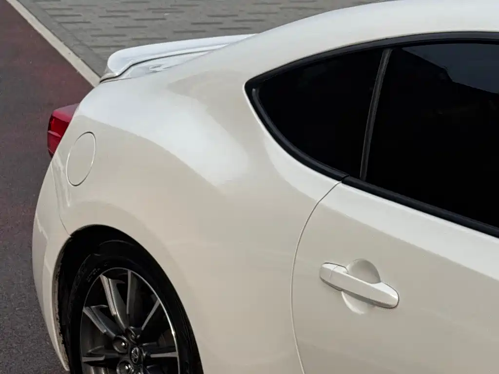 Toyota 86 — миниатюра 8