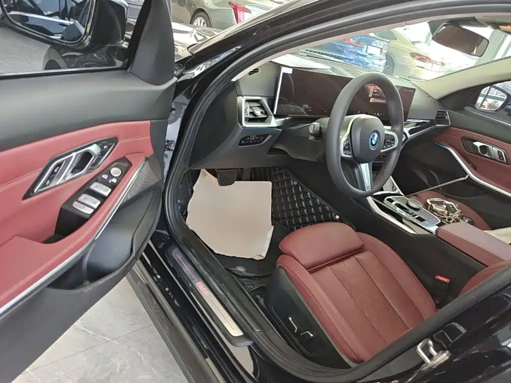 BMW i3 — миниатюра 16