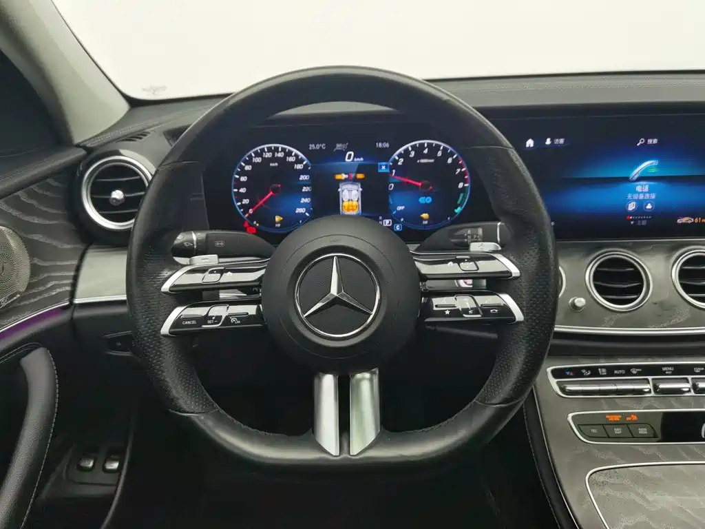 Mercedes-Benz E-Class New Energy — миниатюра 11