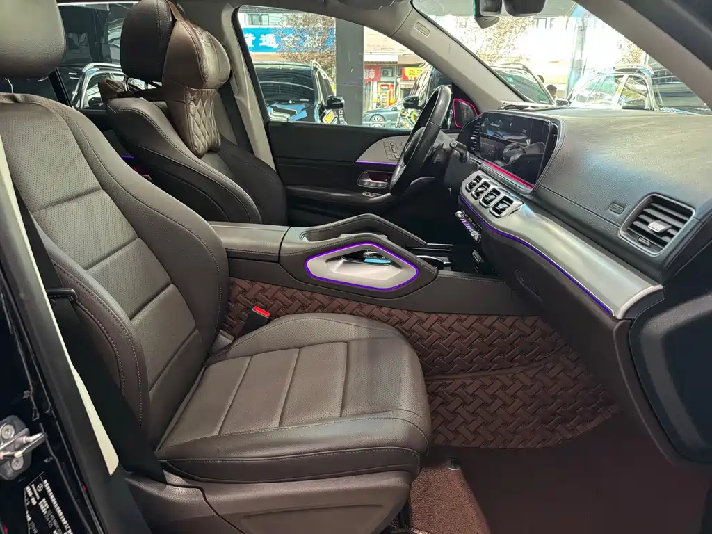 Mercedes-Benz GLE (Import) — миниатюра 17