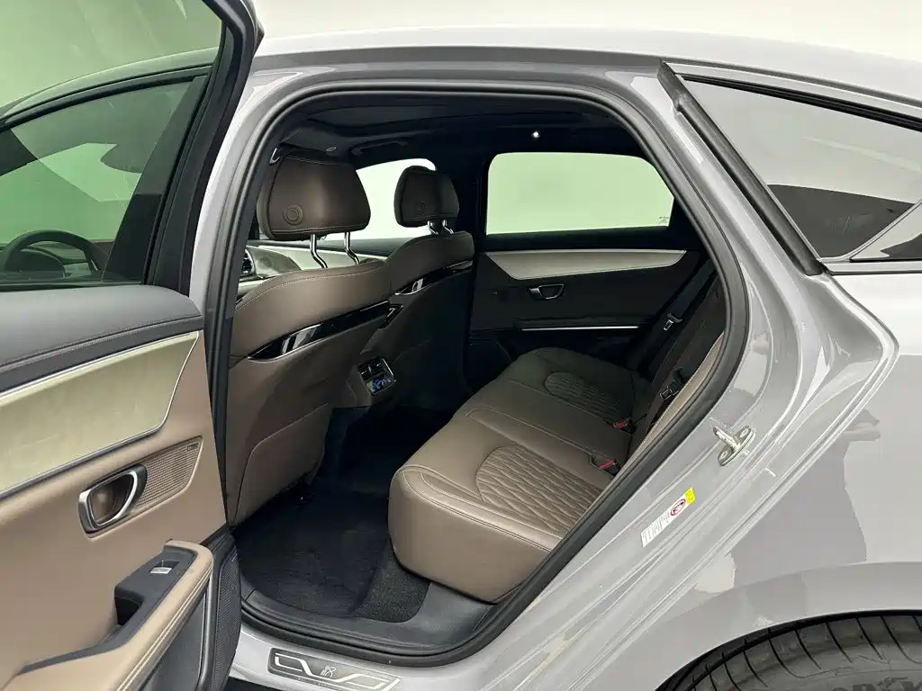 BYD Han — миниатюра 16