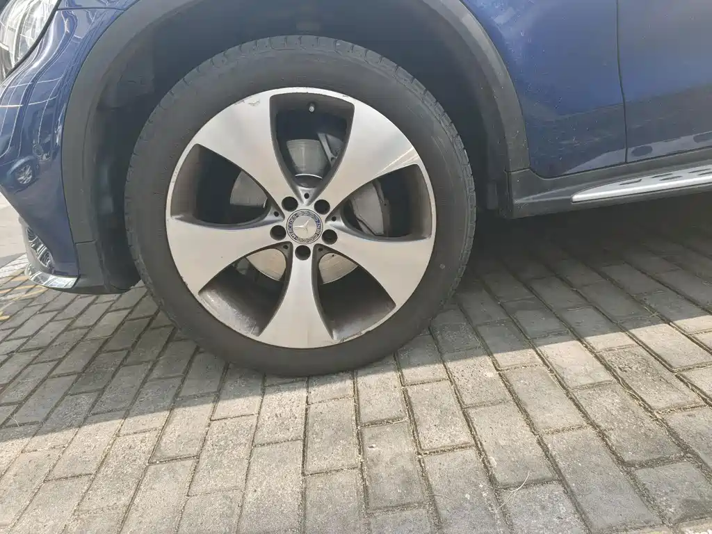 Mercedes-Benz GLC — миниатюра 10
