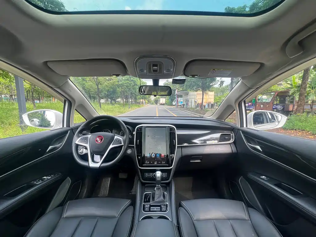 BYD MAX — миниатюра 5