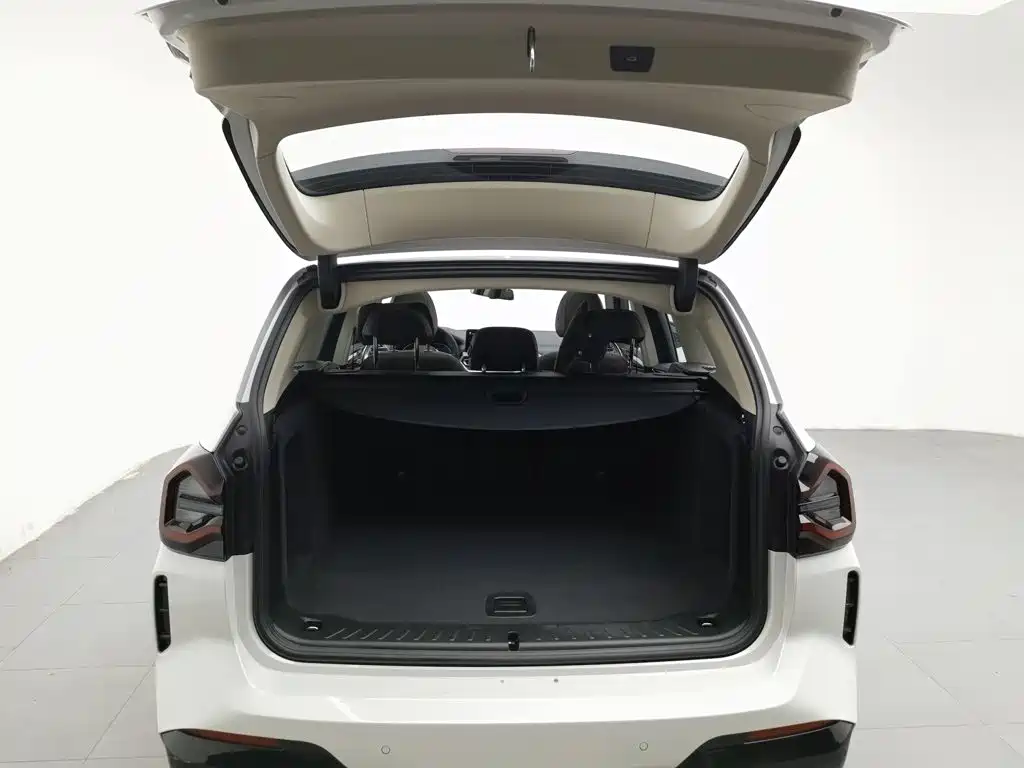 BMW X3 — миниатюра 16