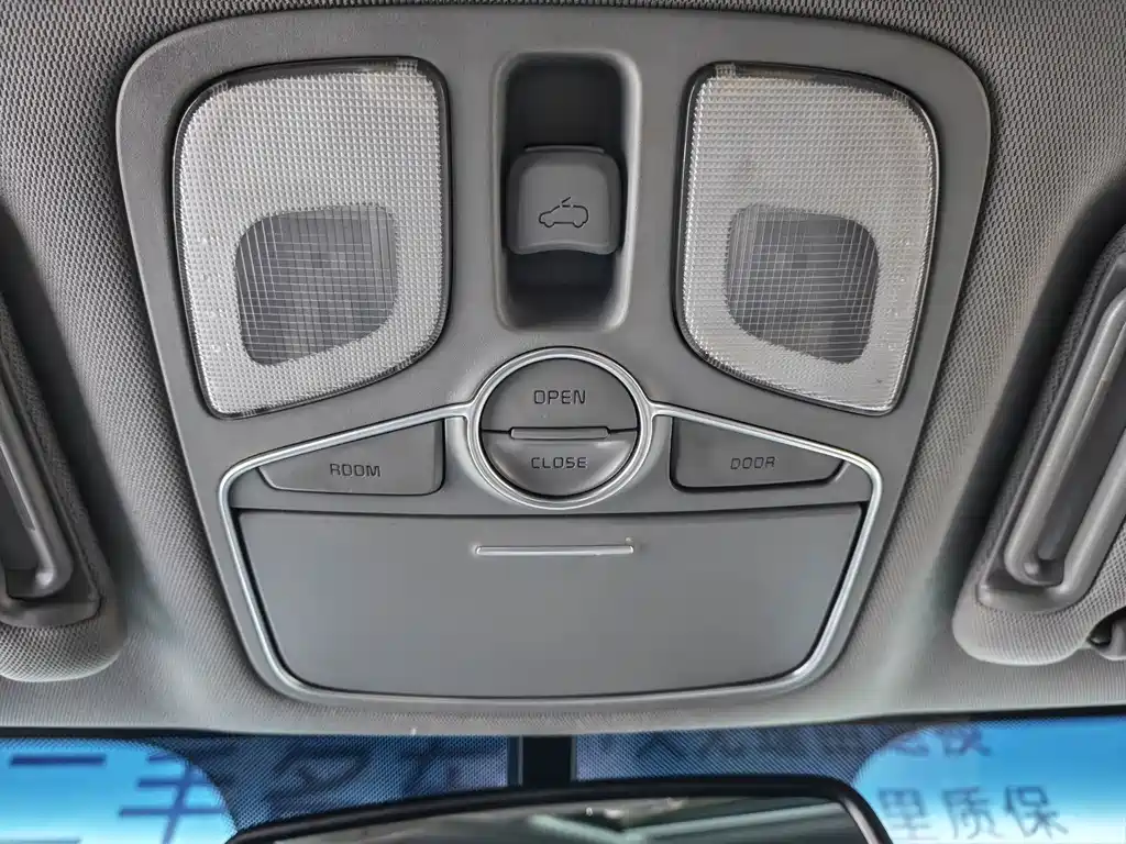 Kia Sorento — миниатюра 10