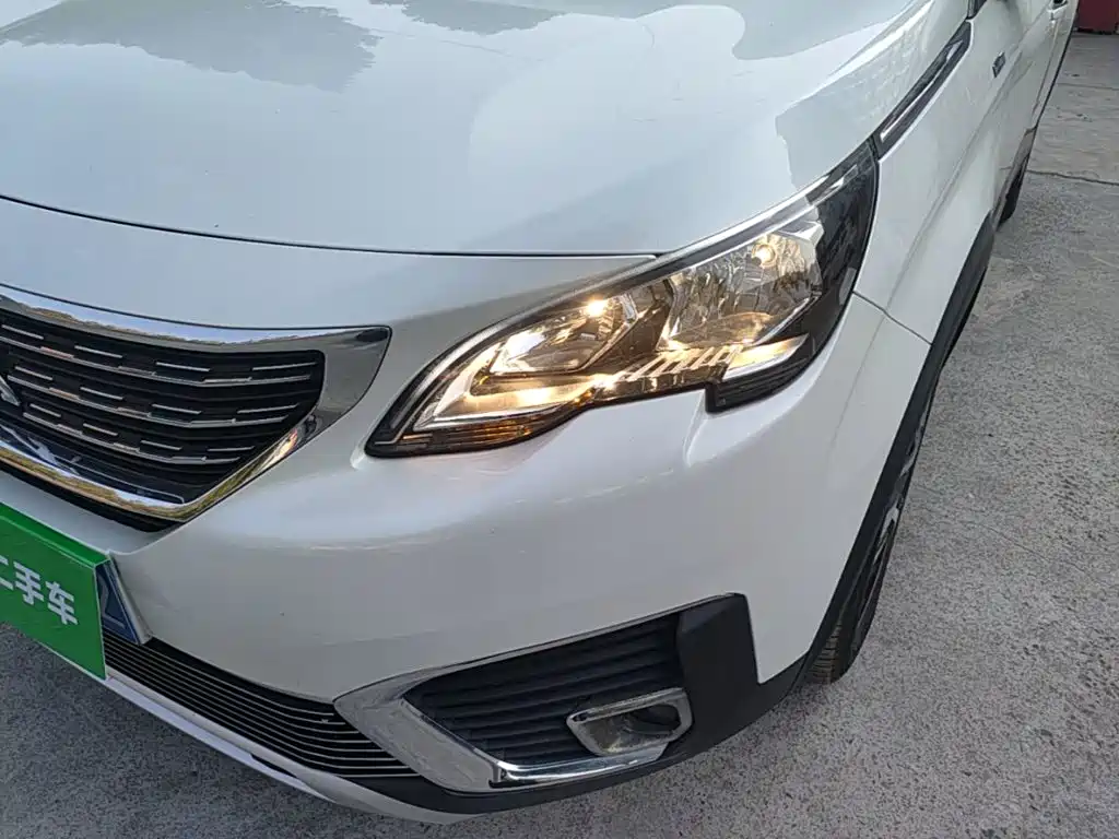 Peugeot 5008 — миниатюра 24