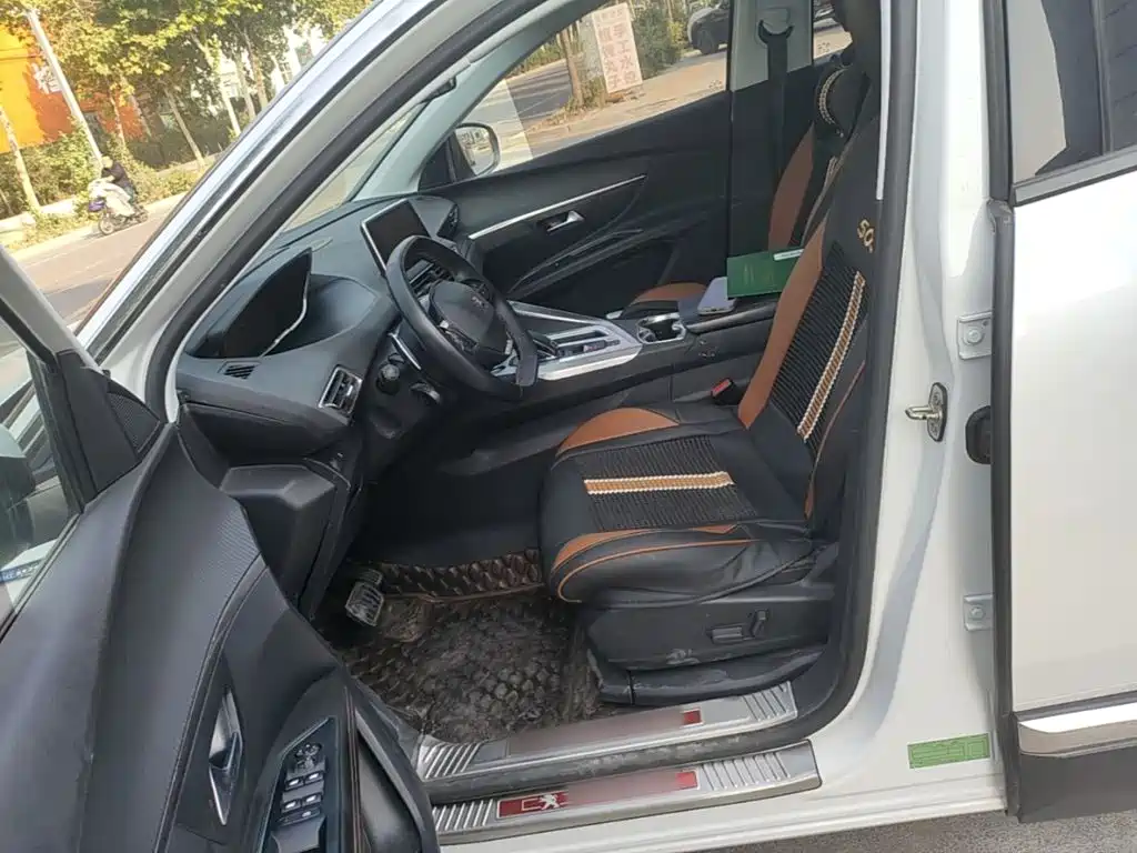 Peugeot 5008 — миниатюра 15