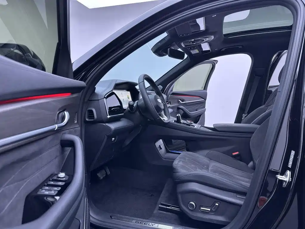 Geely Xingyue L — миниатюра 12
