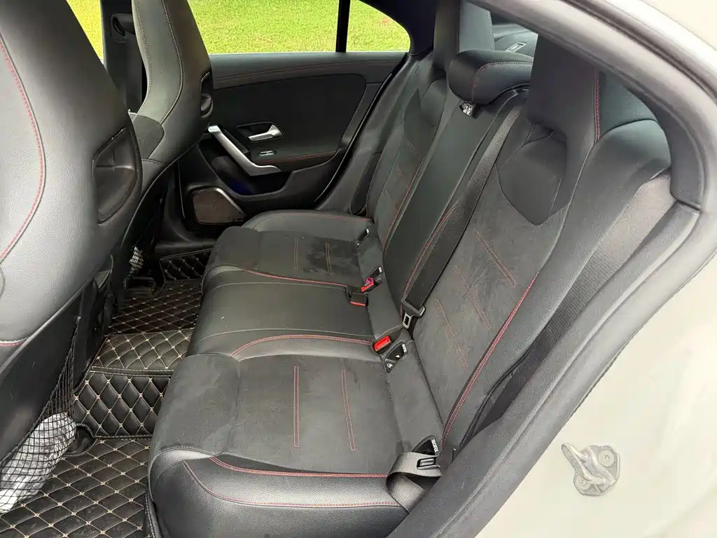 Mercedes-Benz CLA (Import) — миниатюра 12