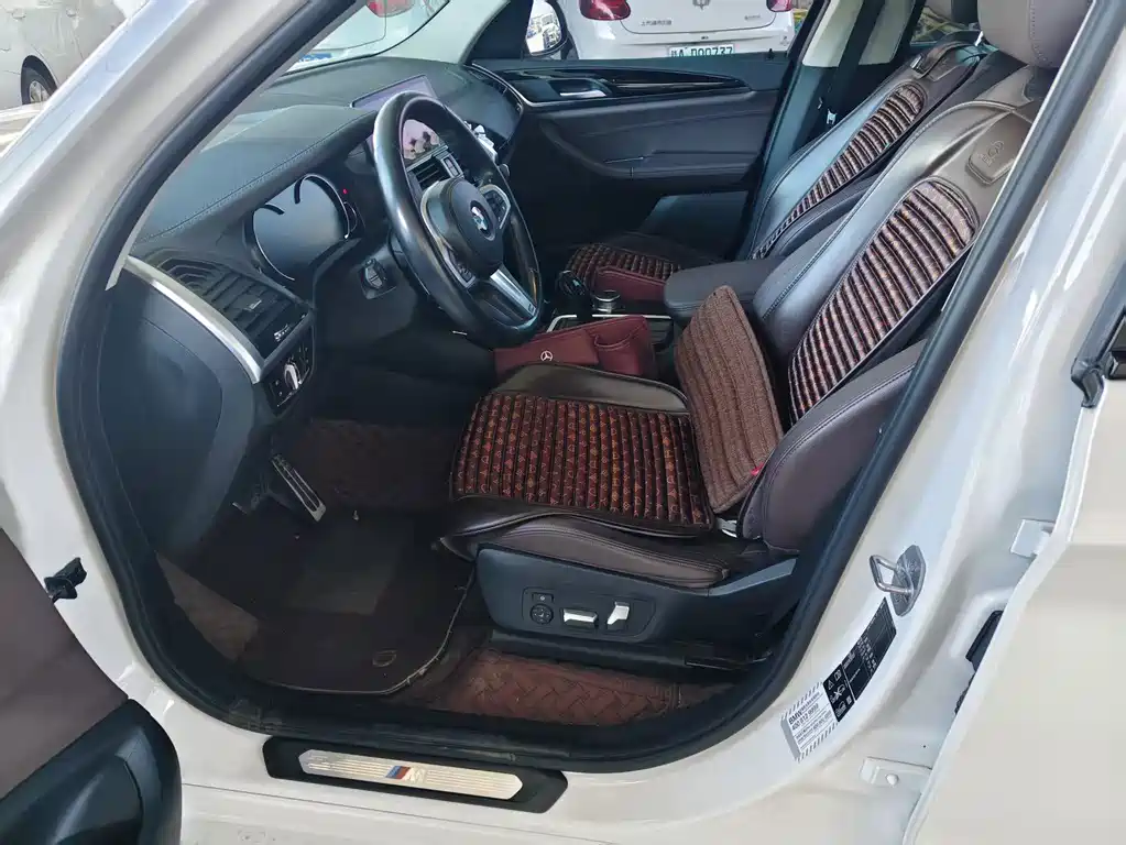 BMW X3 — миниатюра 7