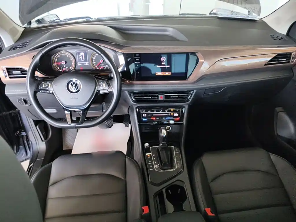 Volkswagen Tharu — миниатюра 10