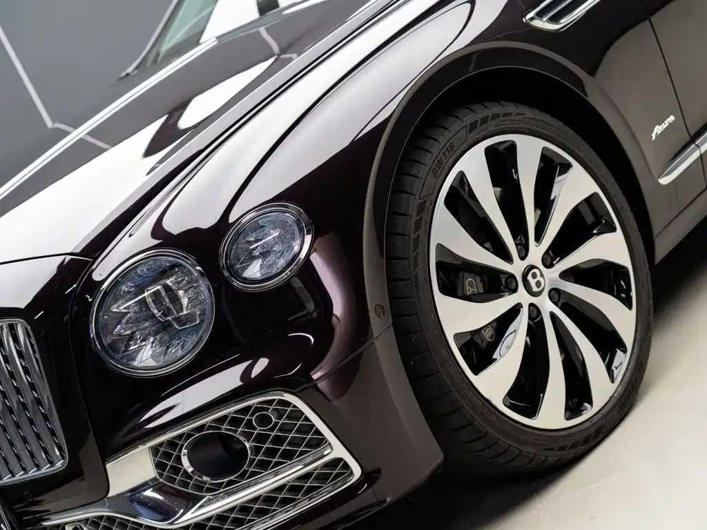 Bentley Flying Spur — миниатюра 3