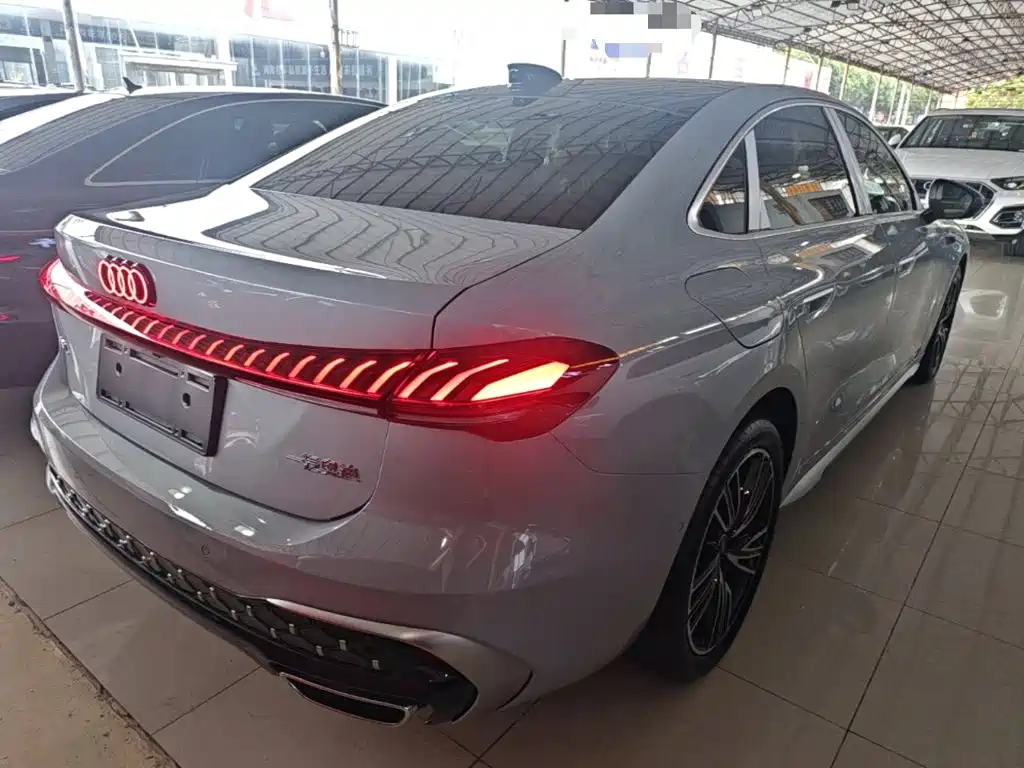 Audi A5L — миниатюра 7