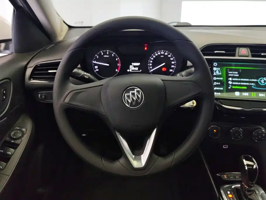 Buick Excelle — миниатюра 15