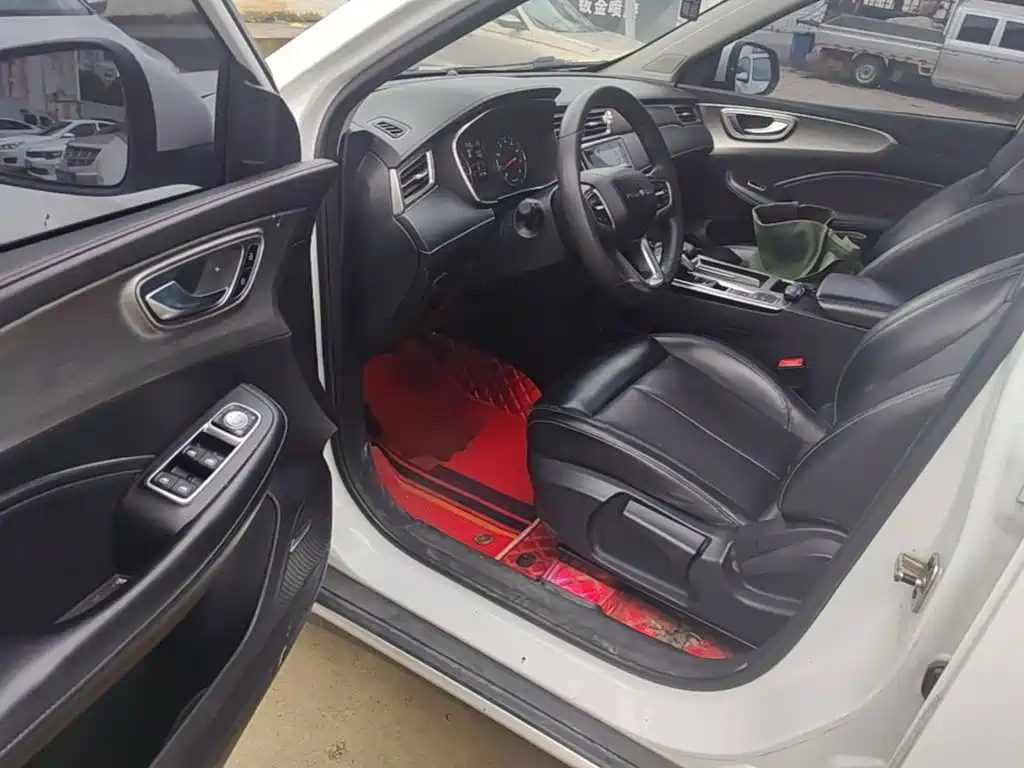 Roewe RX5 — миниатюра 16