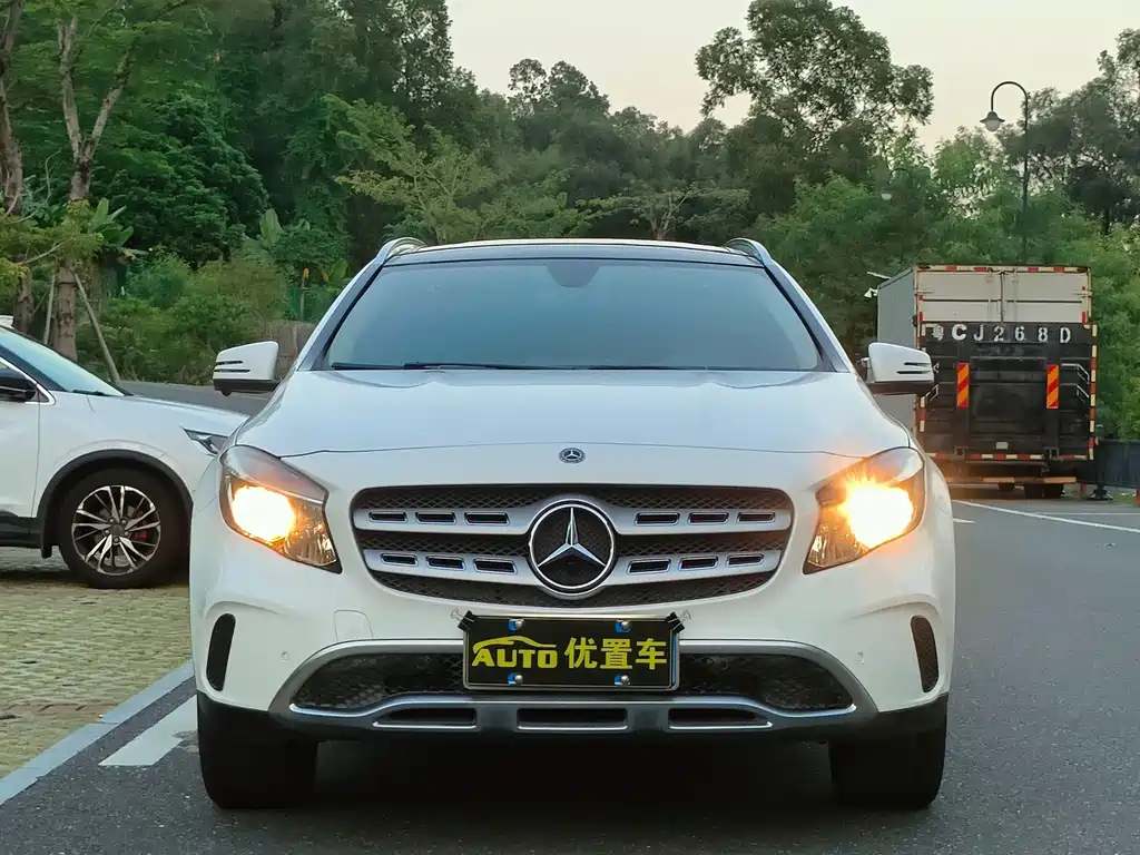 Mercedes-Benz GLA — миниатюра 2