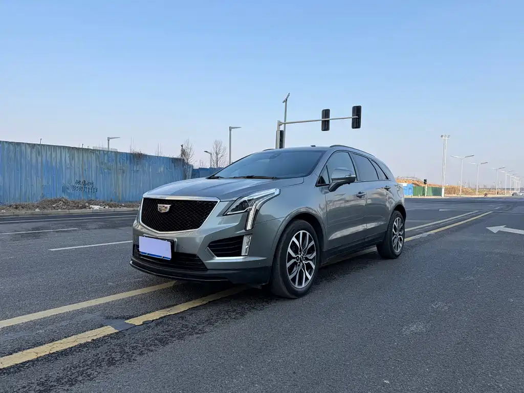 CADILLAC XT5