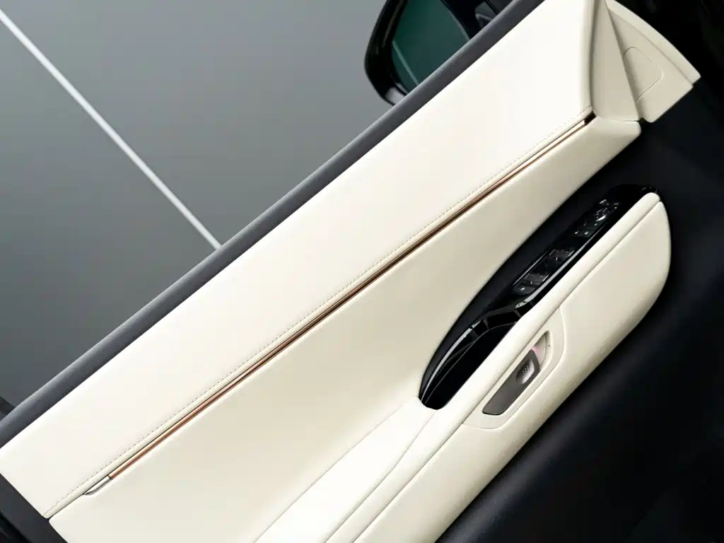 Lexus LM — миниатюра 8