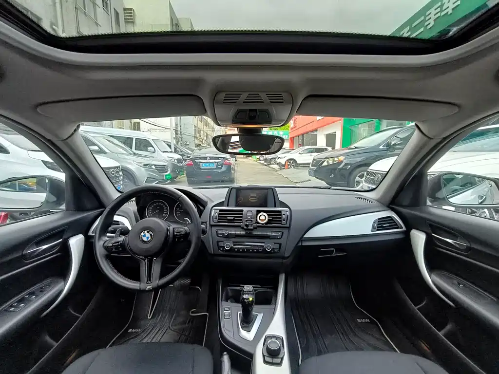BMW 1 Series (Import) — миниатюра 3
