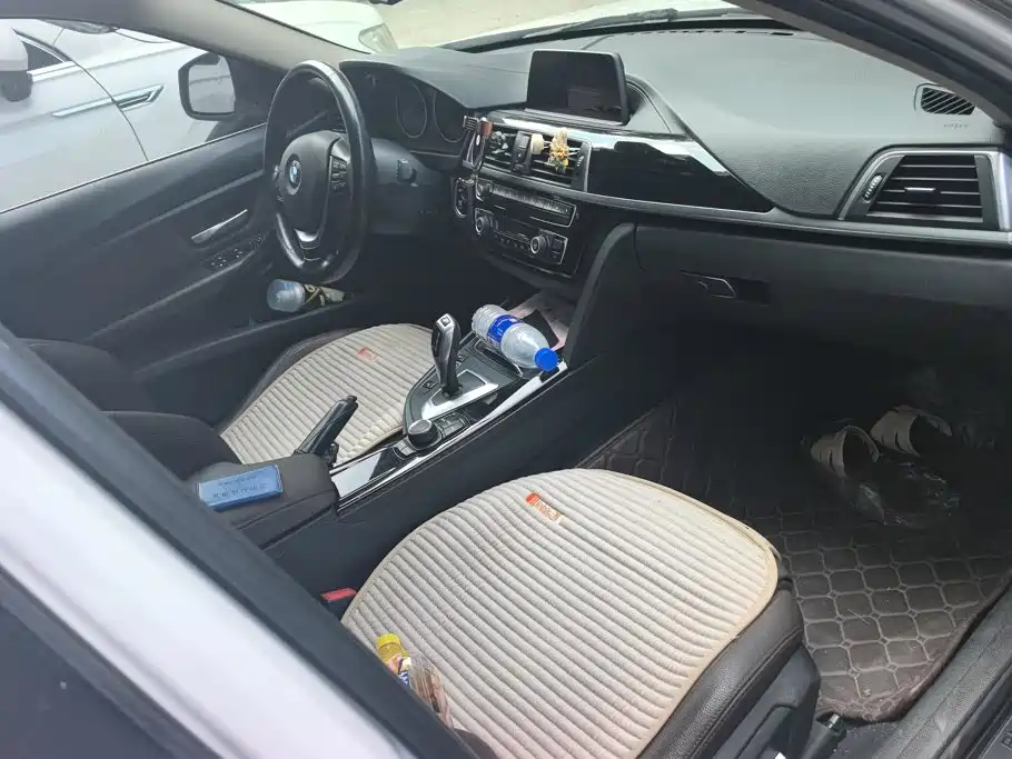 BMW 3 Series — миниатюра 8