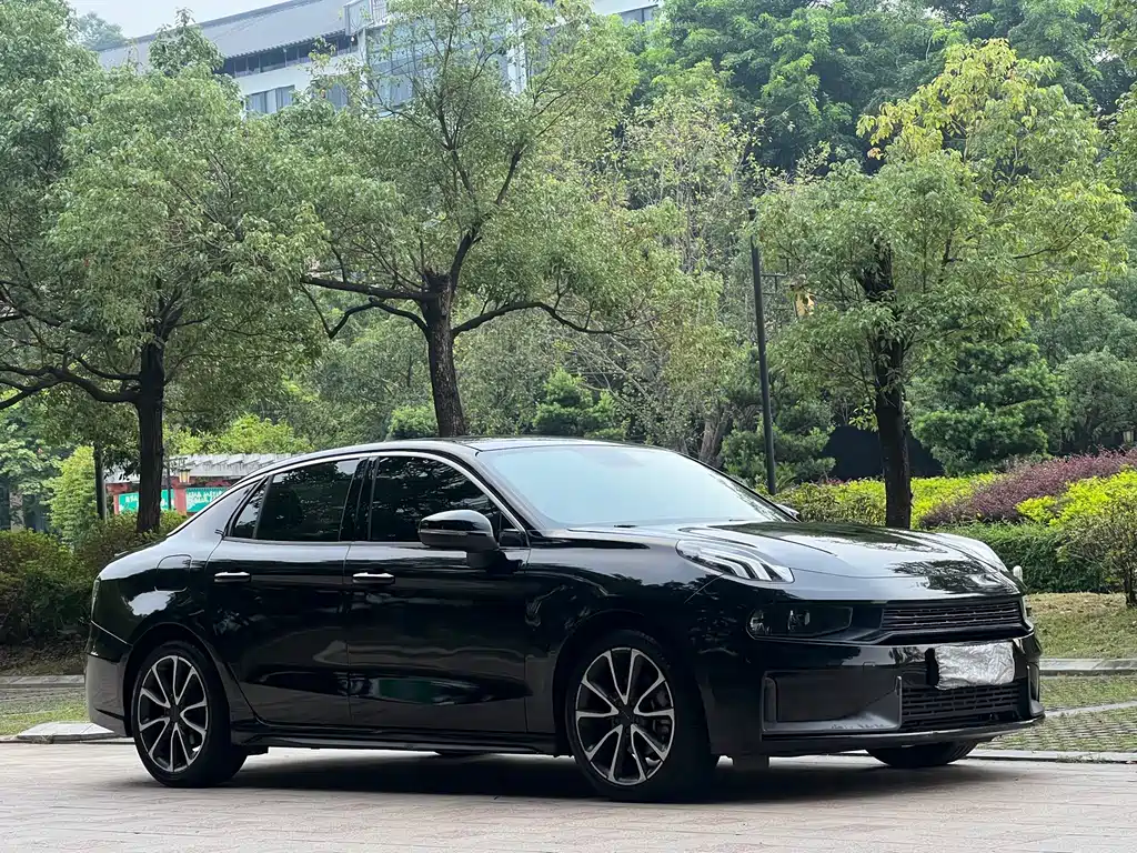 Lynk & Co 03 — миниатюра 3