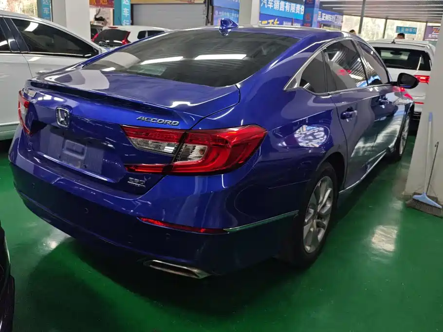Honda Accord — миниатюра 3