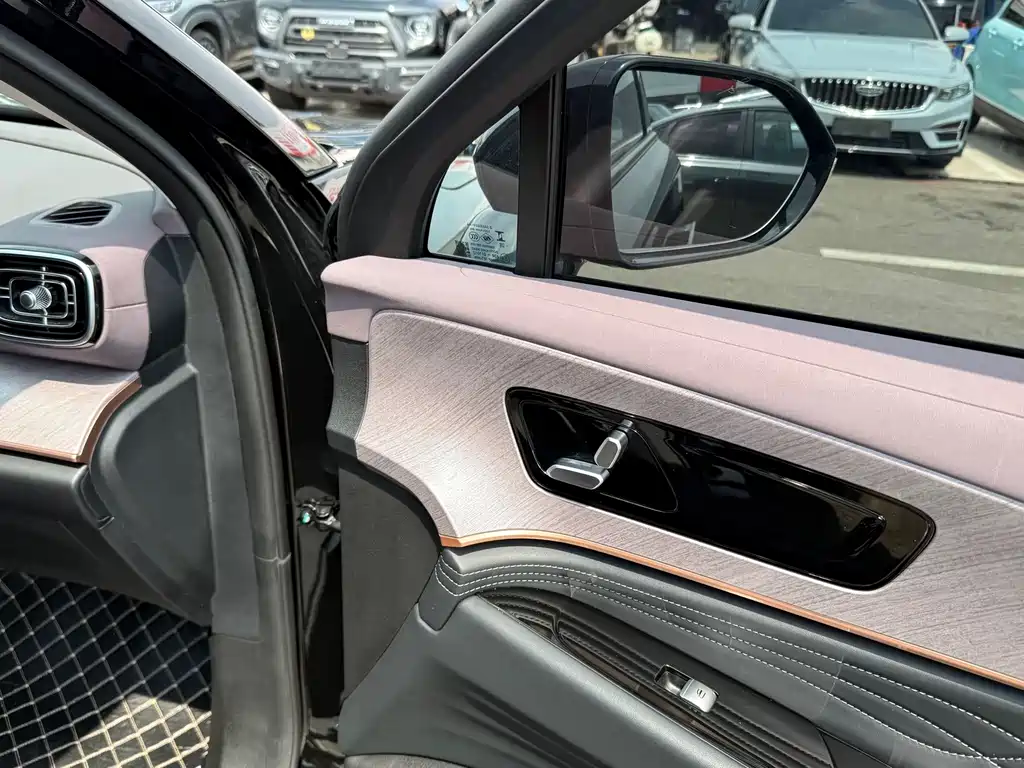 Chery Tiggo 9 C-DM — миниатюра 10