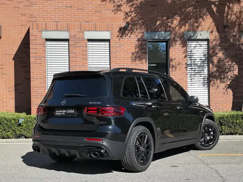 Mercedes-Benz GLB AMG — миниатюра 3