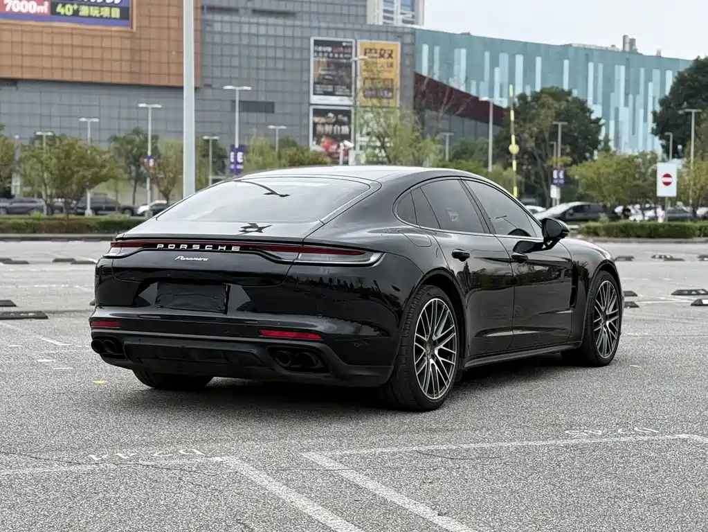 Porsche Panamera — миниатюра 7