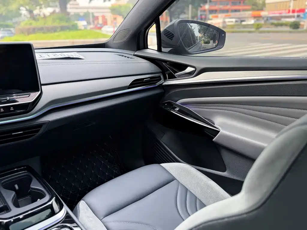 Volkswagen ID.4 Crozz — миниатюра 16