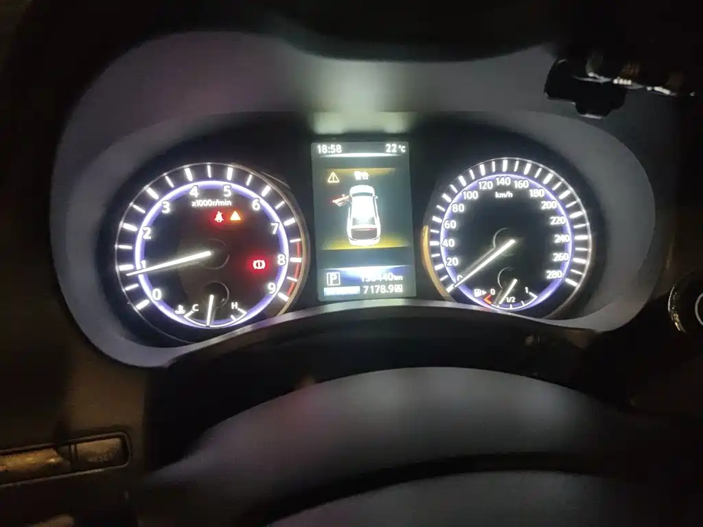 Infiniti Q50 — миниатюра 12
