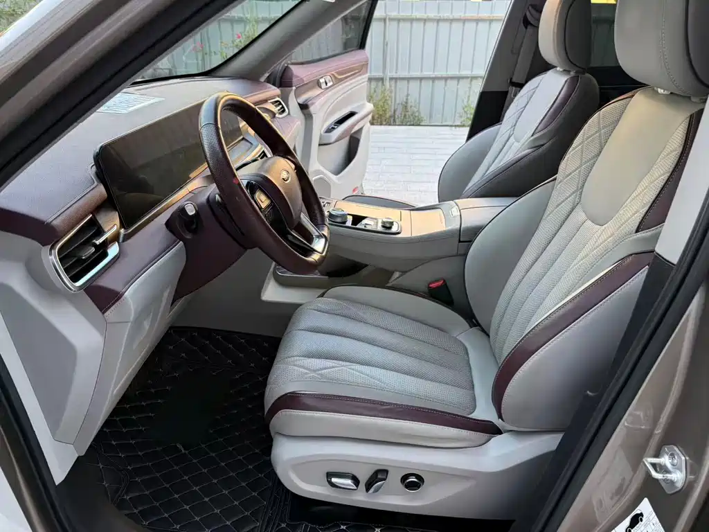 Ford Equator — миниатюра 4