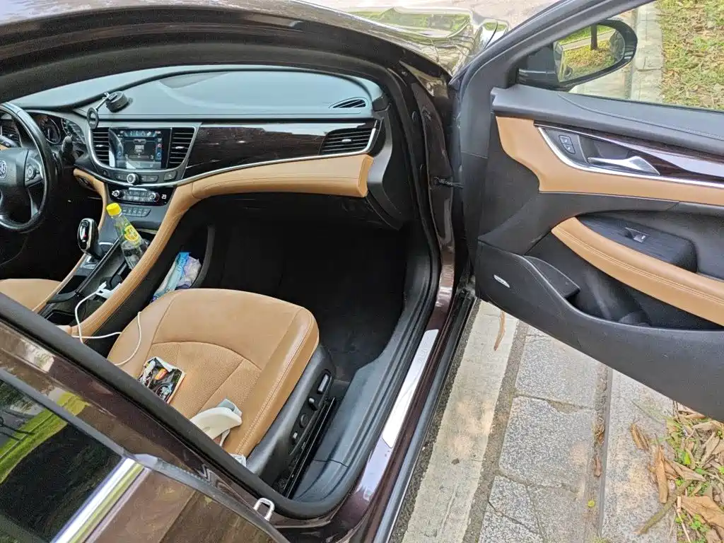 Buick LaCrosse — миниатюра 19