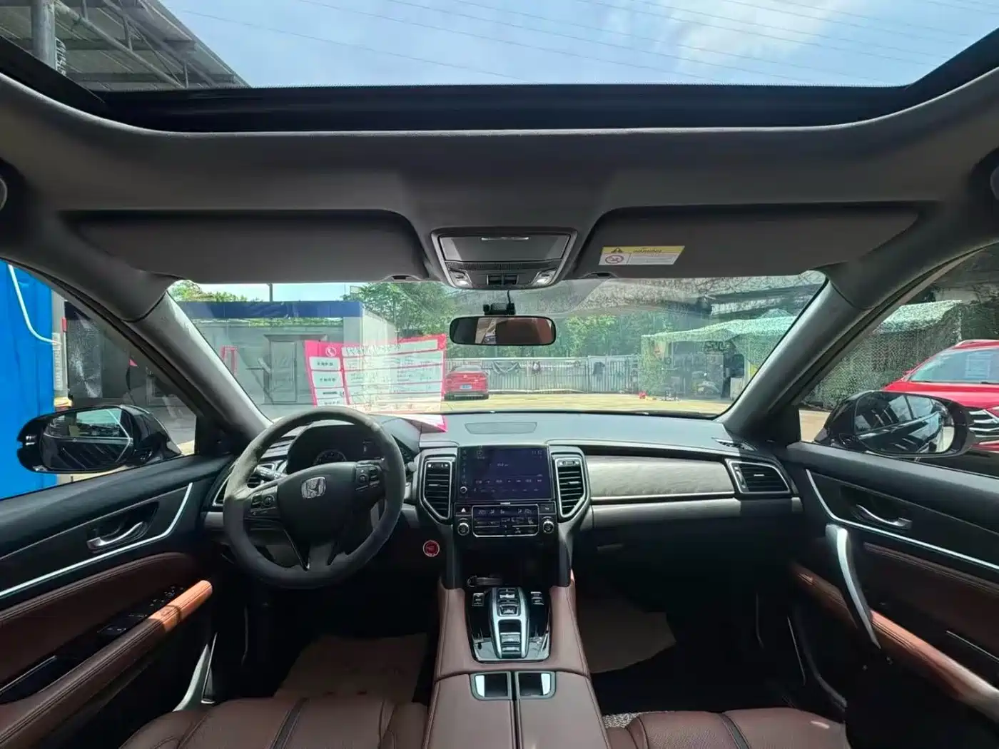 Honda UR-V