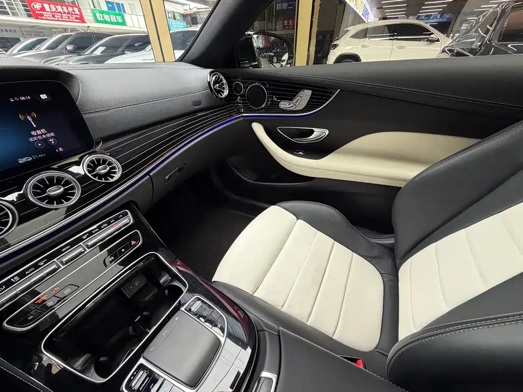 Mercedes-Benz E-Class (Import) — миниатюра 23