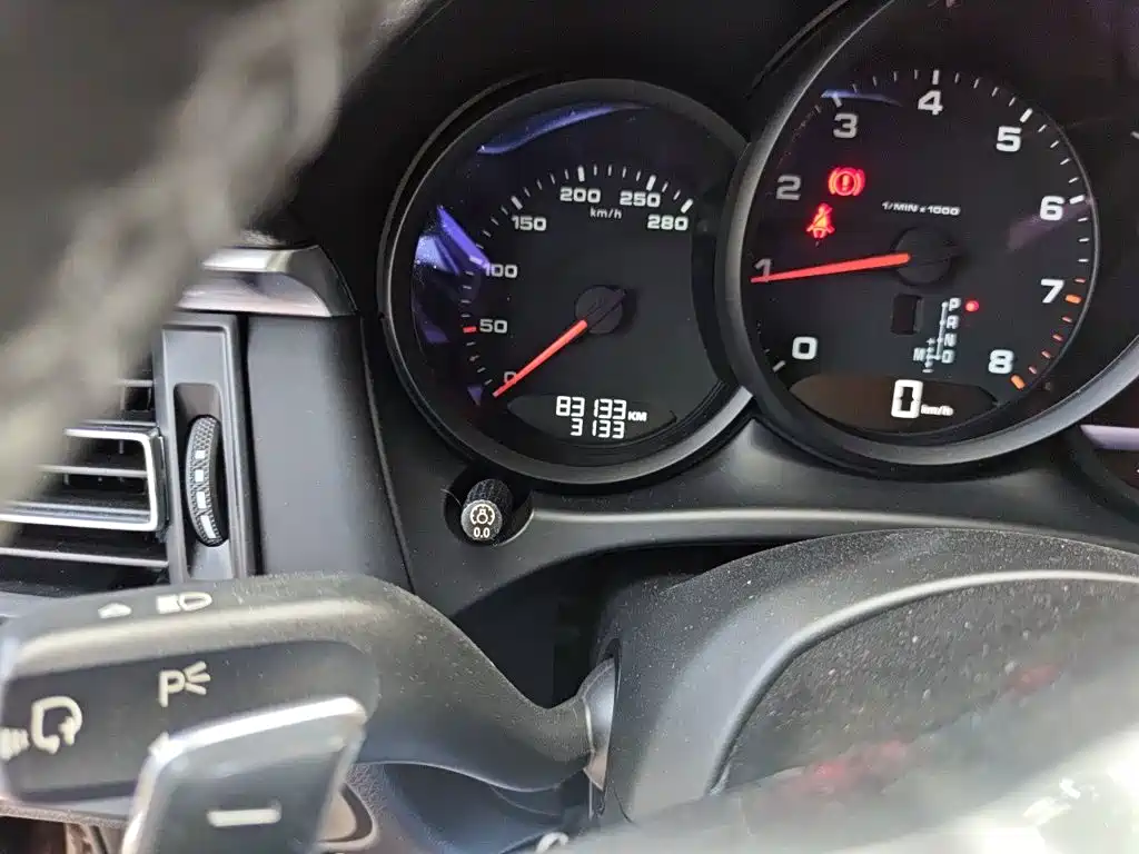 Porsche Macan — миниатюра 13