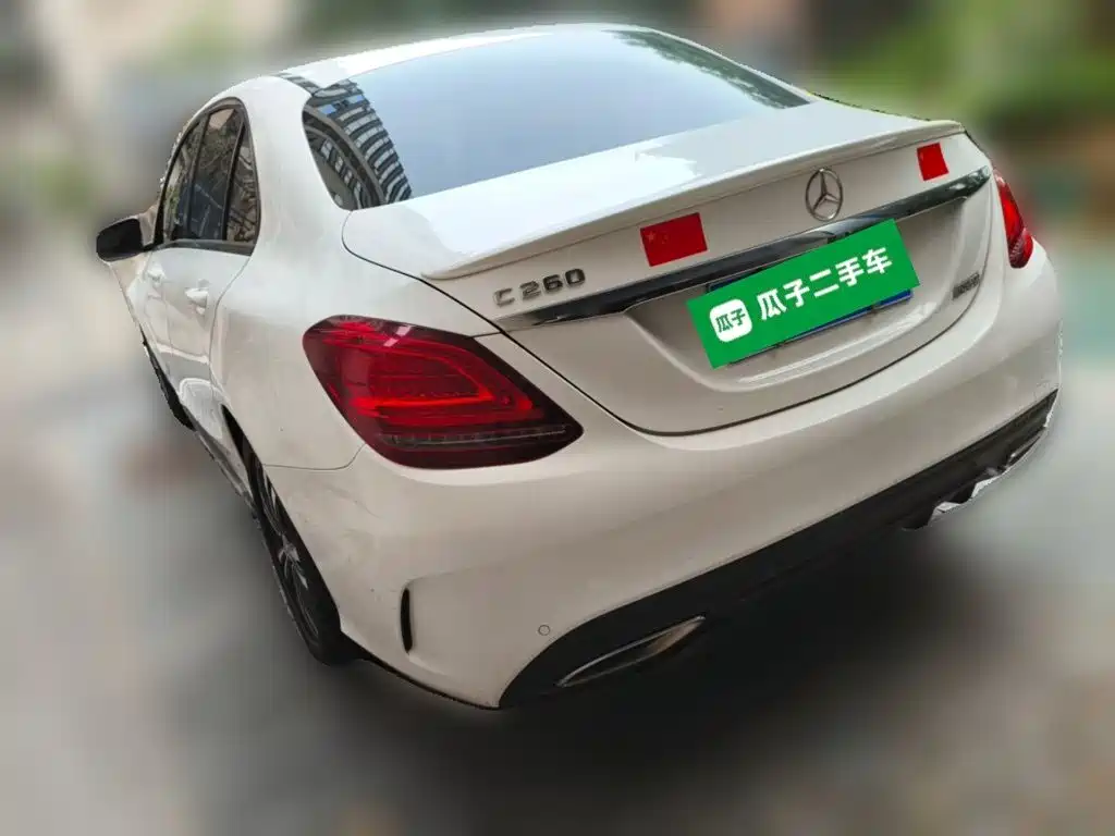 Mercedes-Benz C-Class — миниатюра 6