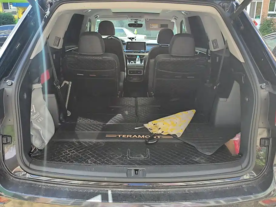 Volkswagen Teramont — миниатюра 4