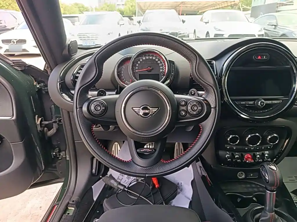 MINI Mini JCW Clubman — миниатюра 11