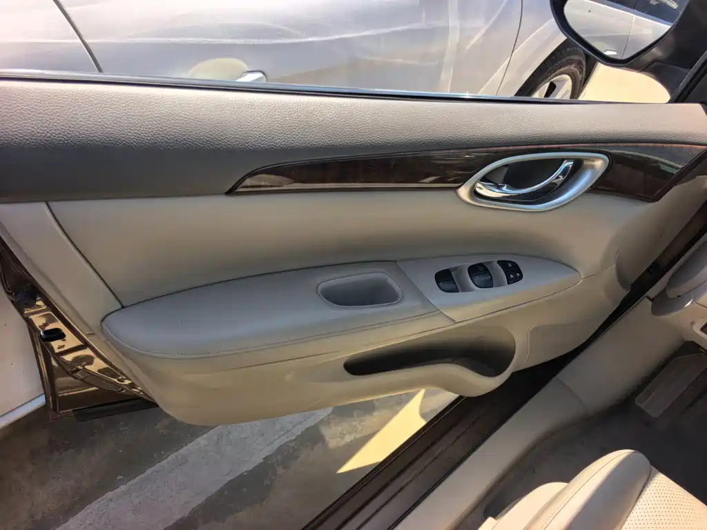 Nissan Sylphy — миниатюра 6