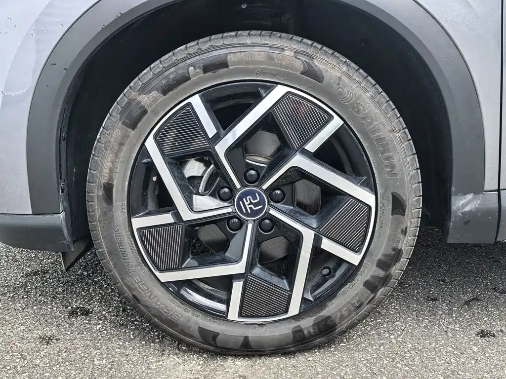 BYD Yuan Plus — миниатюра 17