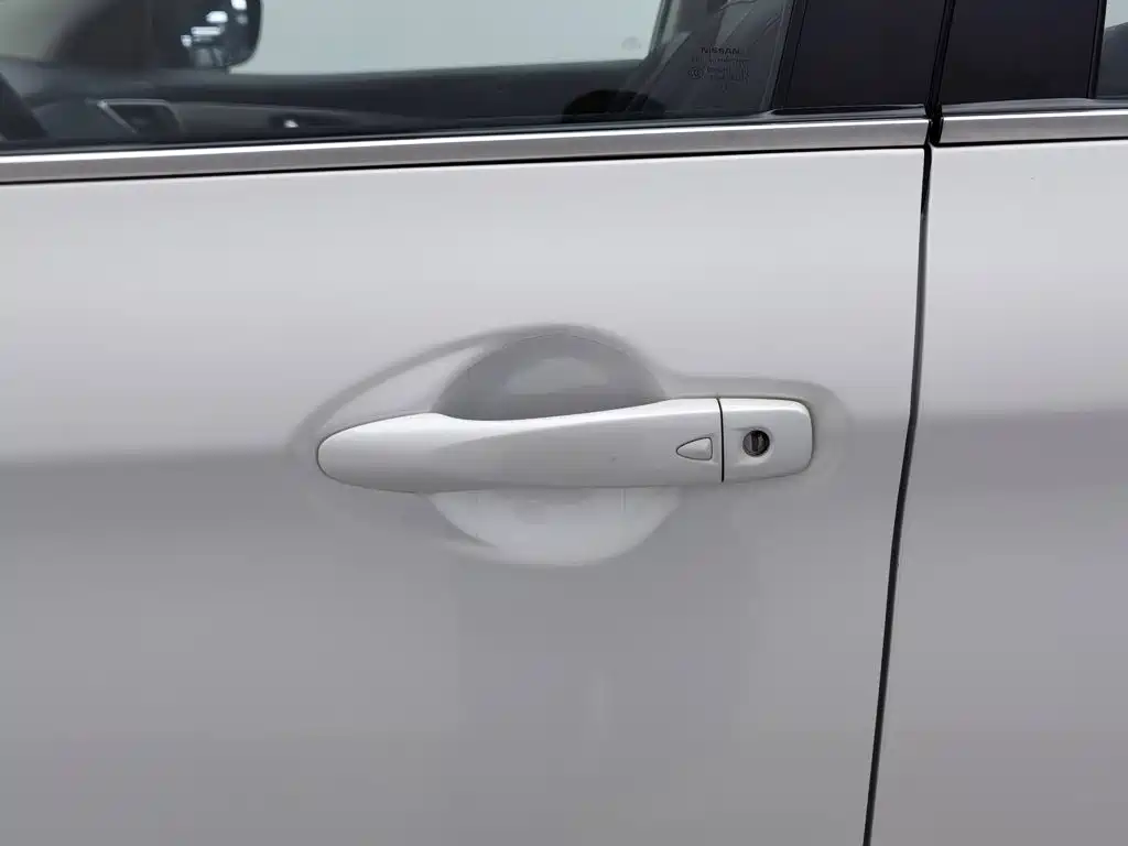 Nissan Qashqai — миниатюра 18