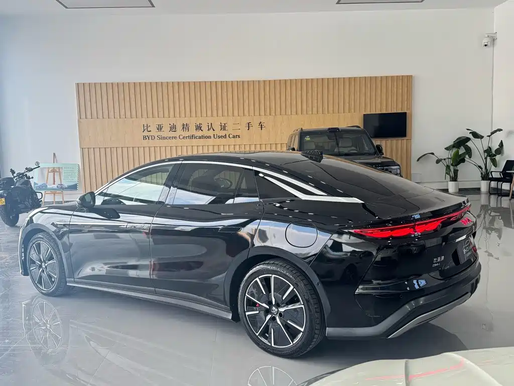 BYD Han L — миниатюра 4