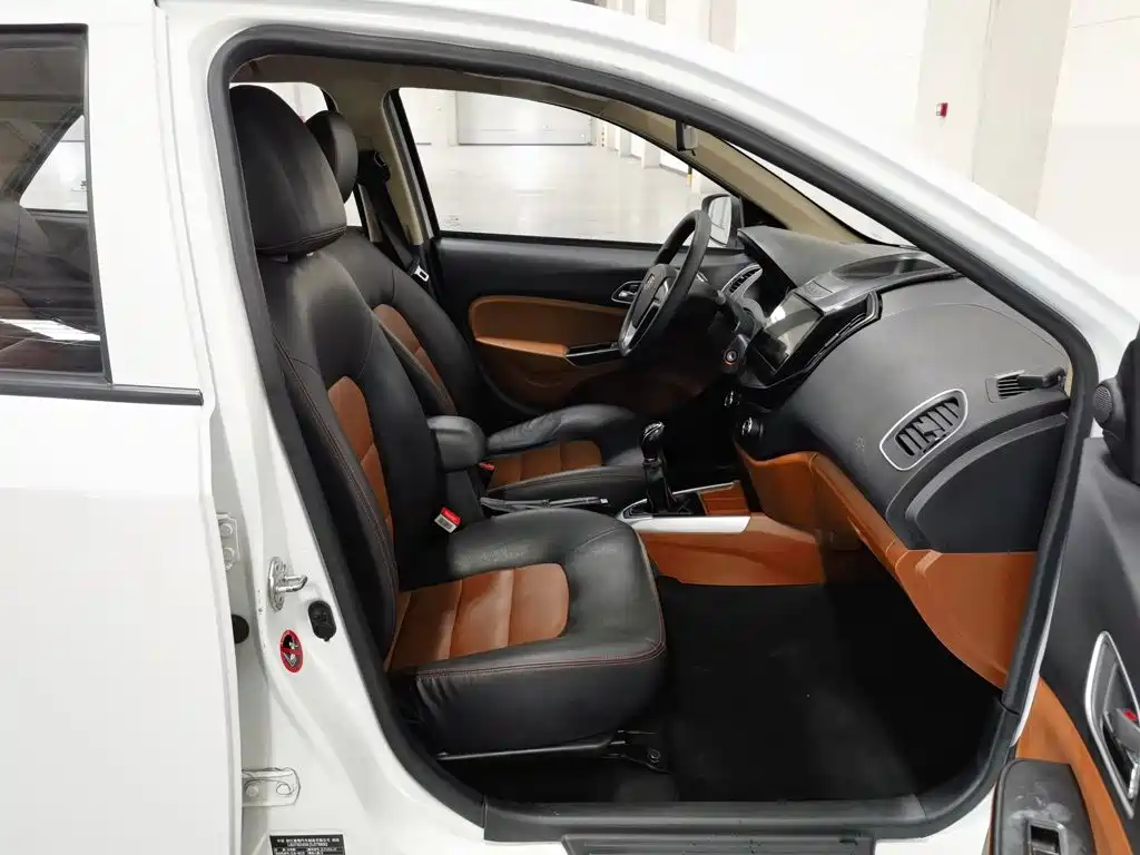 Geely King Kong — миниатюра 23