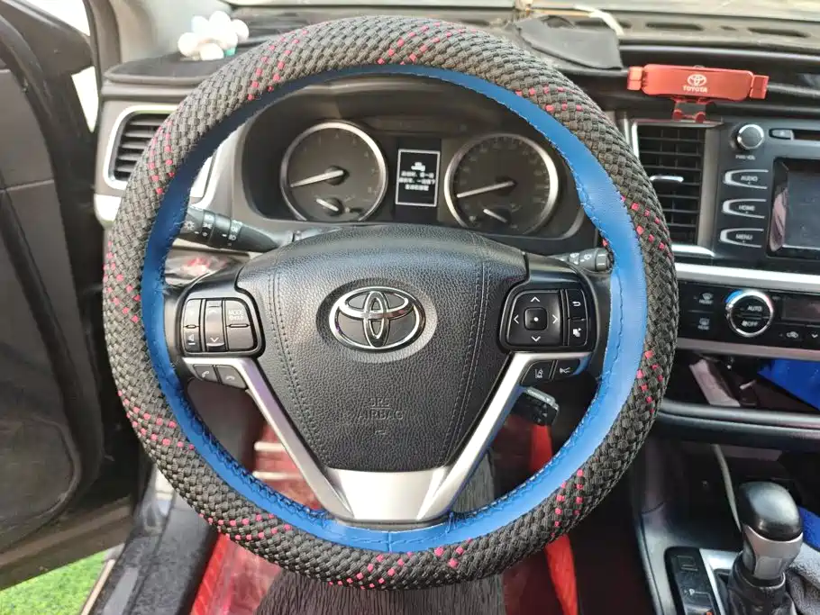 Toyota Highlander — миниатюра 15