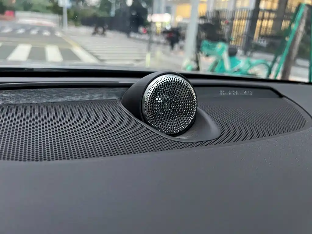 Volvo S60 — миниатюра 13