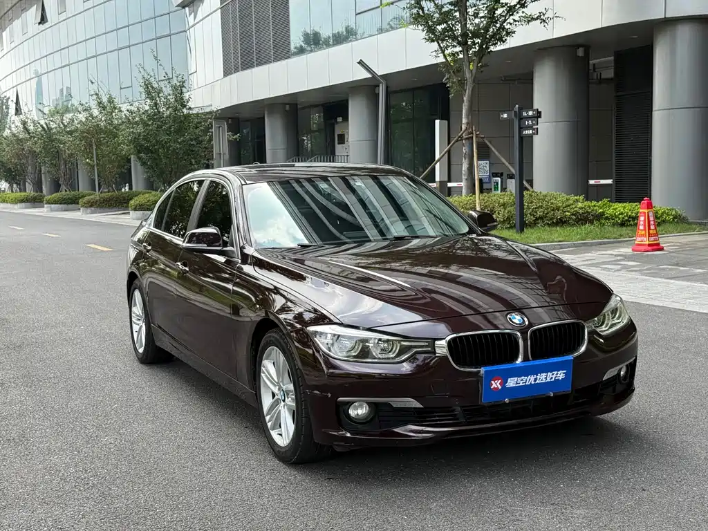 BMW 3 Series — миниатюра 3