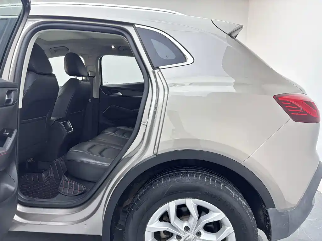 Borgward BX5 — миниатюра 12