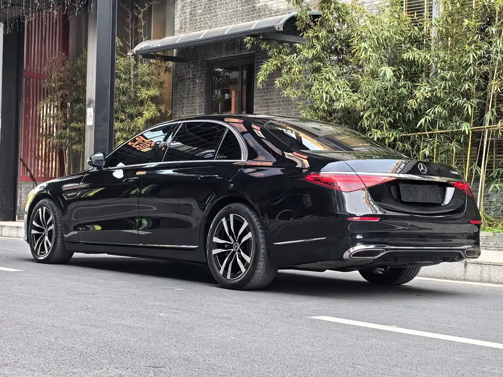 Mercedes-Benz S-Class — миниатюра 16