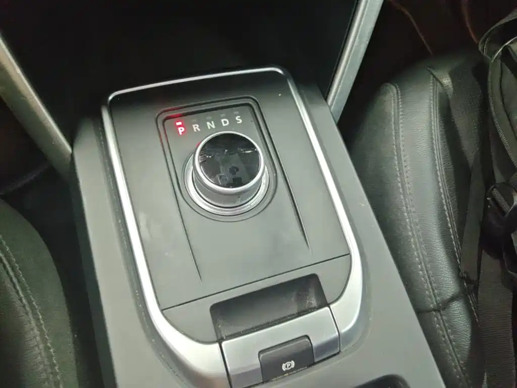 Land Rover Discovery Sport — миниатюра 14